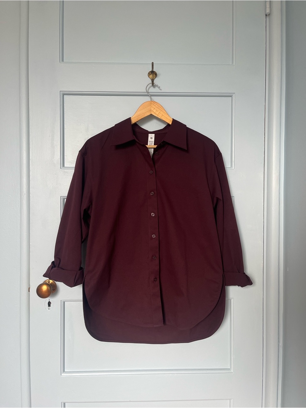 lululemon athletica Women’s Long-Sleeve Button-Up Shirt - Burgundy